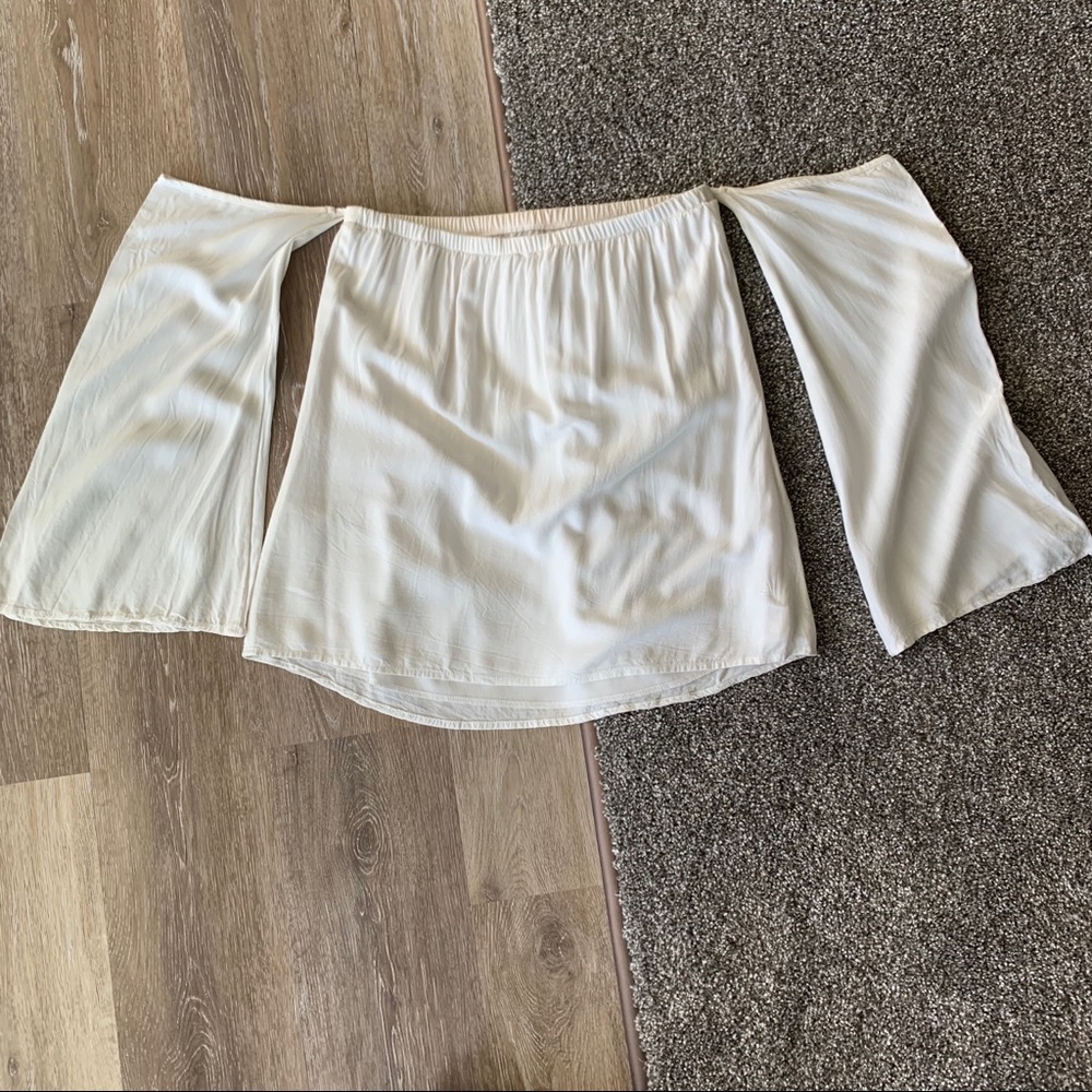 TOBI Cream Off Shoulder Blouse Full Sleeve Small